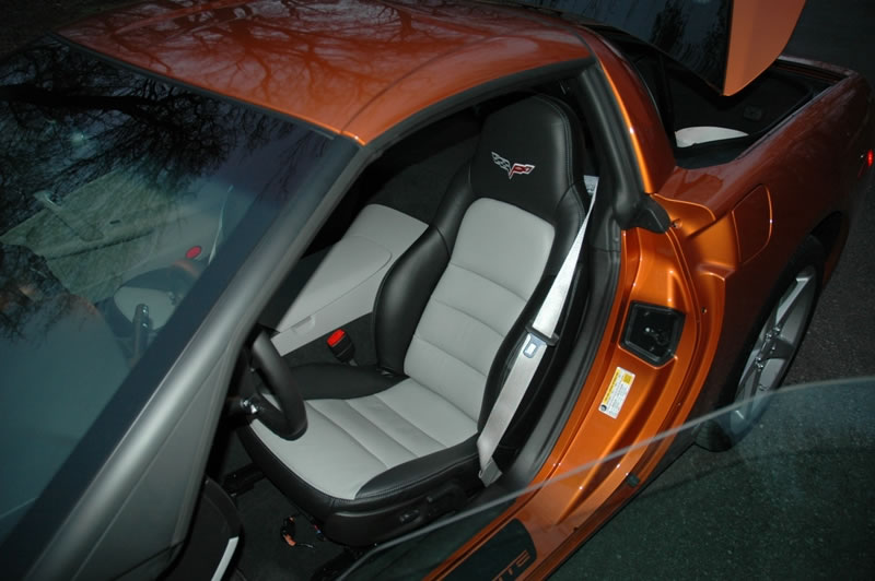 C6 Corvette OEM GM 2008–2011 Two-Tone Interior Seat Covers, Ebony/Titanium