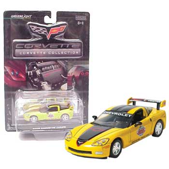 2005 Daytona 500 Yellow/Black Coupe Corvette 1/64 Pace Car Pace Car Garage Series by GreenLight Collectibles -104