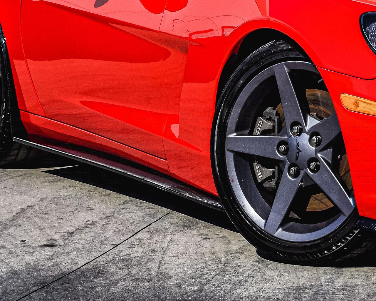 Corvette Base C6,  ZR1 style Side skirt set with mudflaps,  Gloss Black