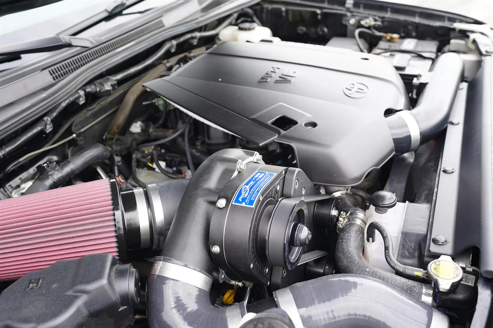 ProCharger Superchargers, Centrifugal Style Kits 1TL212-SCI